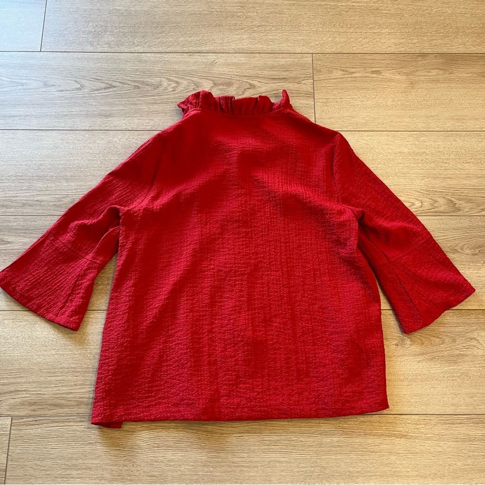 Ali Miles Red Ruffle-Neck Button Front Blouse - Picture 3 of 4